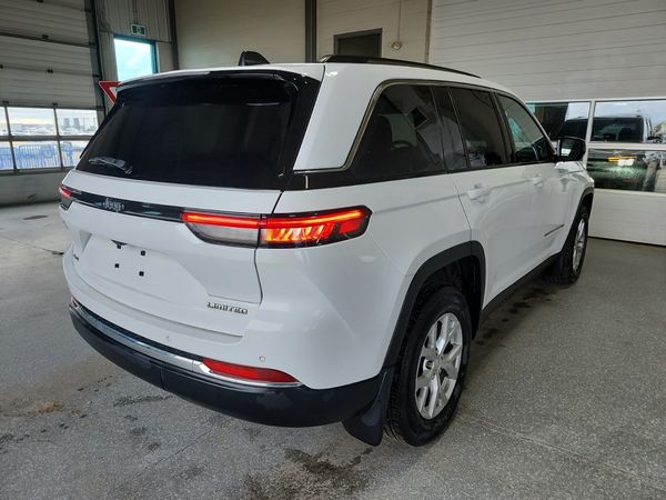 2023 Jeep Grand Cherokee LIMITED