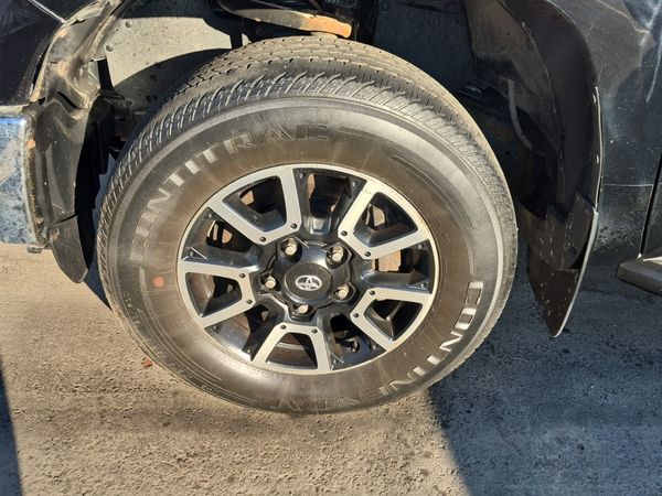 2018 Toyota Tundra SR5 PLUS CREW CAB STD BED SR/SR5