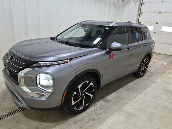 2022 Mitsubishi Outlander SEL