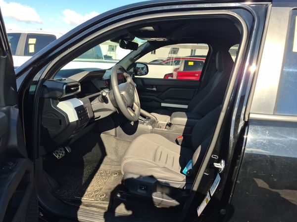 2024 Toyota Tacoma CREW CAB STD BED