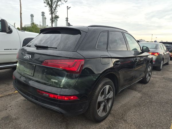 2023 Audi Q5 KOMFORT quattro Premium
