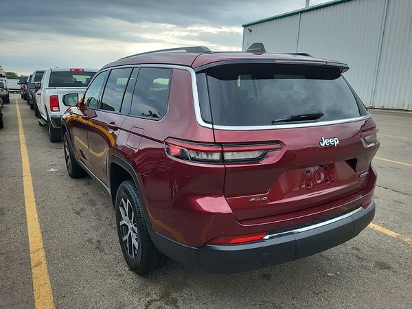 2023 Jeep Grand Cherokee L 4x4 Limited