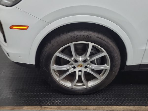 2024 Porsche Cayenne COUPE AWD