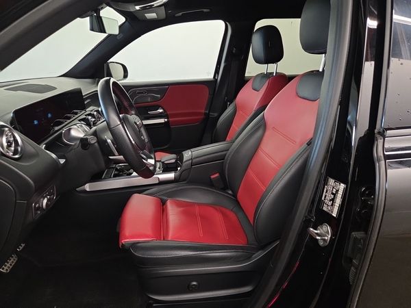 2022 Mercedes-Benz GLB GLB 250 GLB250 / GLB250 4MATIC