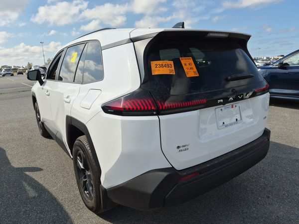 2026 Toyota Rav4 LE