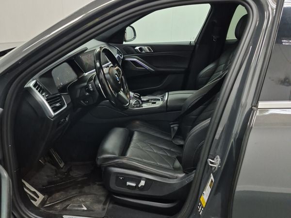 2023 BMW X6 XDRIVE40I