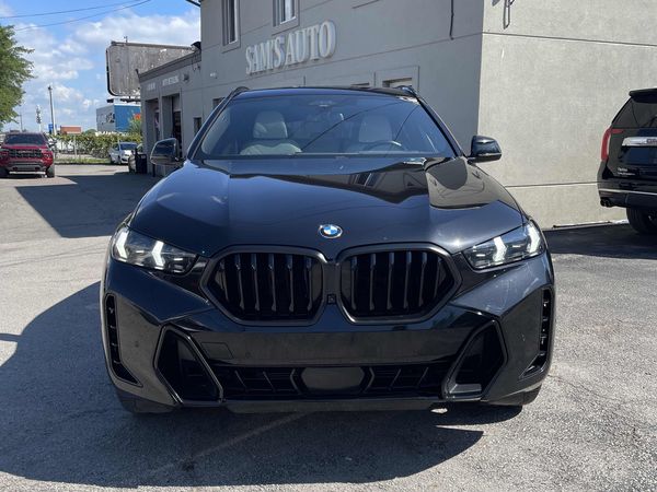 2024 BMW X6 xDrive40i