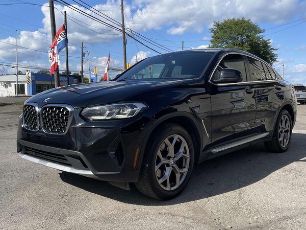 2022 BMW X4 xDrive30i