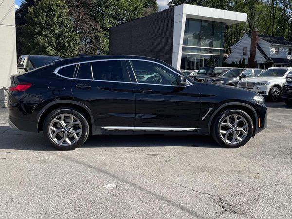 2022 BMW X4 xDrive30i
