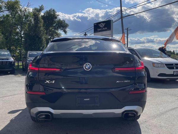 2022 BMW X4 xDrive30i
