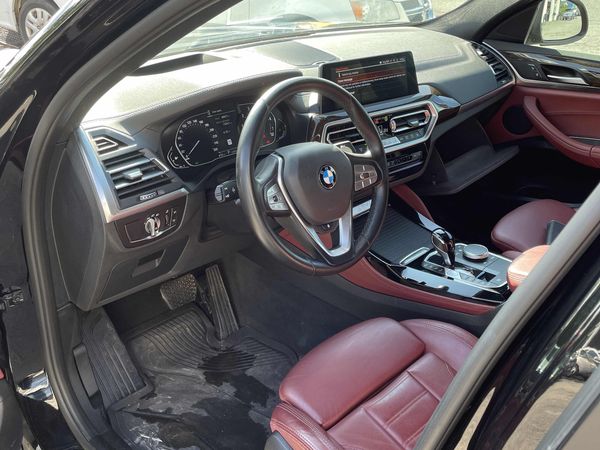 2022 BMW X4 xDrive30i