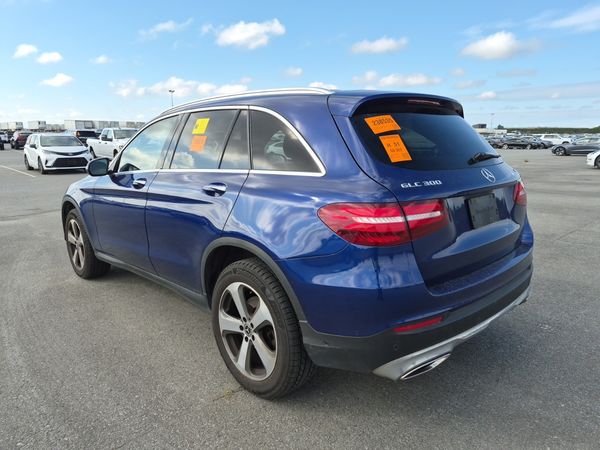2017 Mercedes-Benz GLC GLC 300 4MATIC SPORT UTILITY 4D GLC300 Base-4M