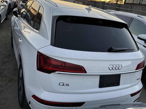 2024 Audi Q5 Komfort quattro Premium
