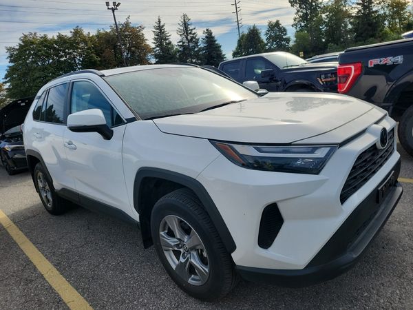 2025 Toyota Rav4 XLE