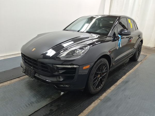 2022 Porsche MACAN
