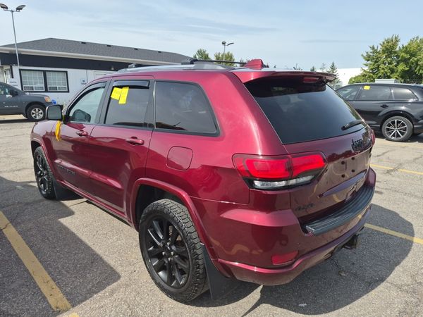 2021 Jeep Grand Cherokee ALTITUDE Laredo