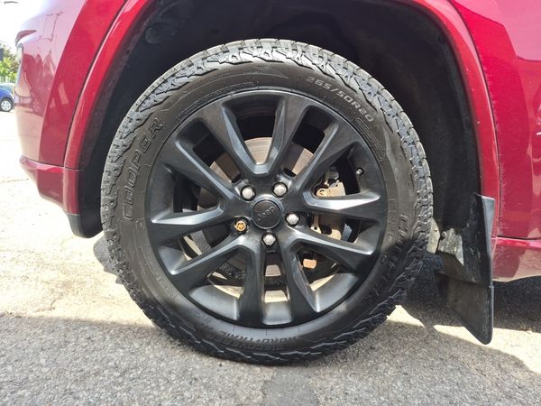 2021 Jeep Grand Cherokee ALTITUDE Laredo