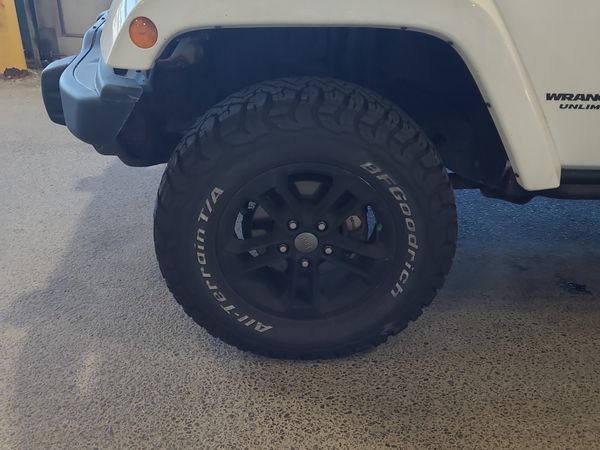 2017 Jeep Wrangler Unlimited 4wd 4dr Winter Unlimited Sahara