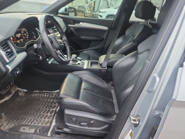 2018 Audi Q5 TECHNIK