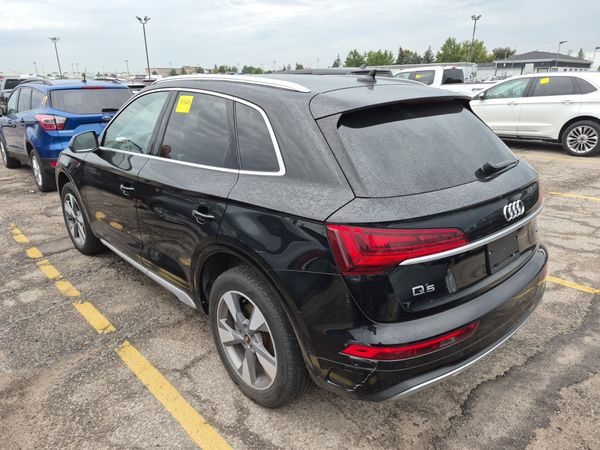 2022 Audi Q5 KOMFORT quattro Premium
