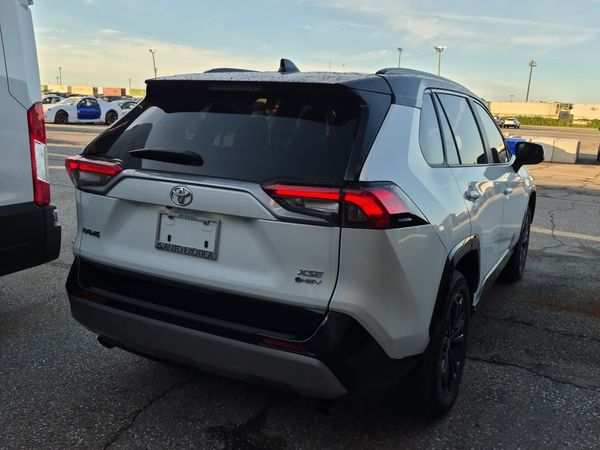 2025 Toyota Rav4 HYBRID XSE