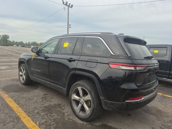 2022 Jeep Grand Cherokee LIMITED