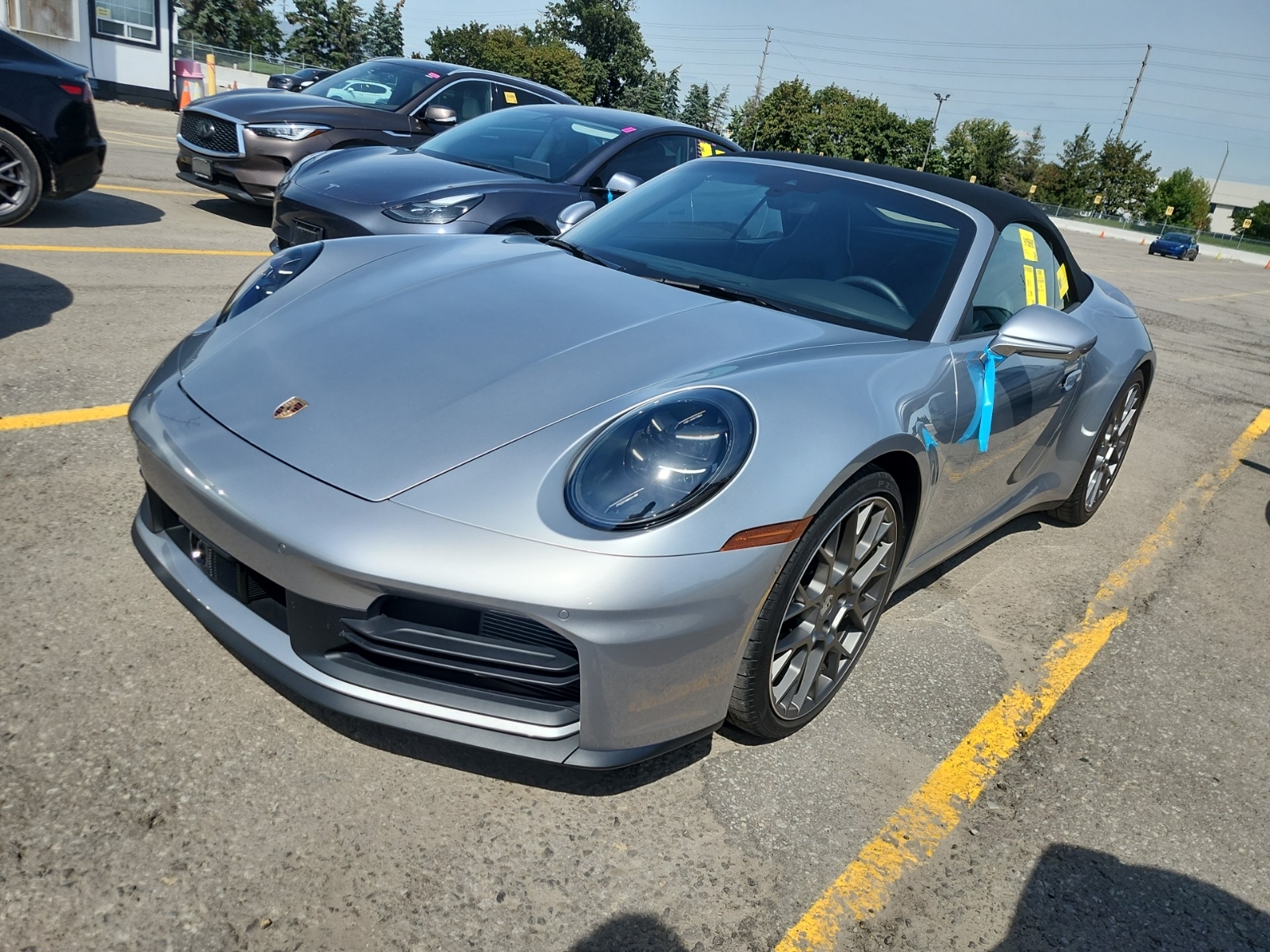 2025 Porsche 911 CARRERA
