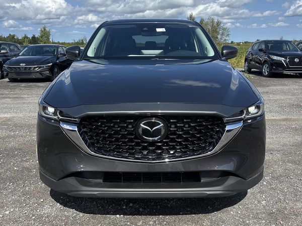 2023 Mazda CX-5 AWD Preferred Package