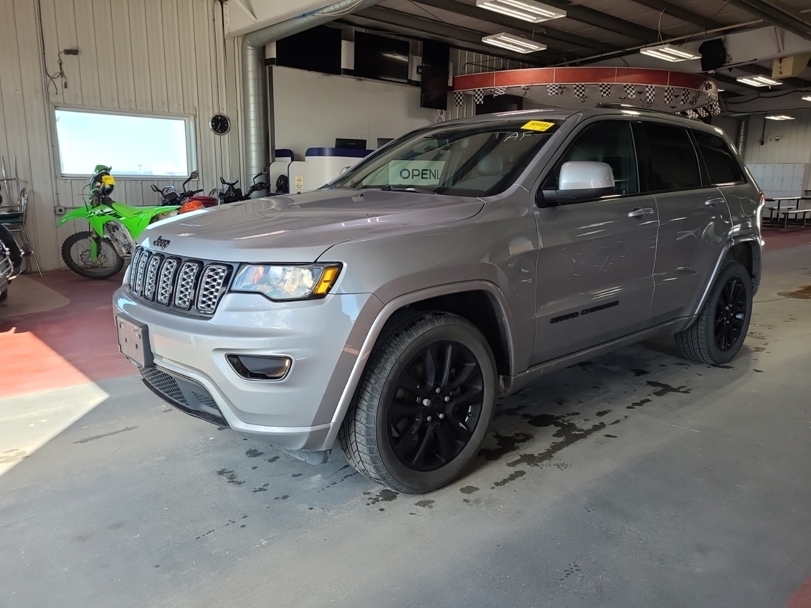 2021 Jeep Grand Cherokee ALTITUDE Laredo