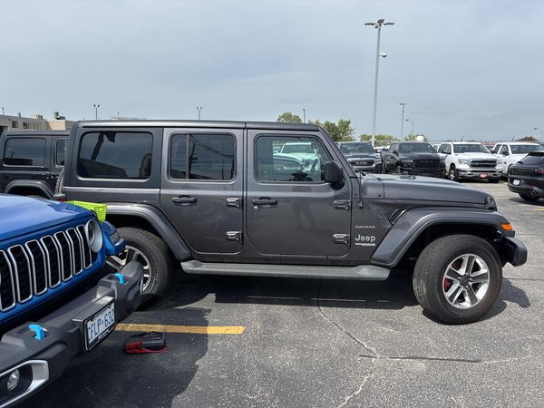 2021 Jeep Wrangler Unlimited Sahara