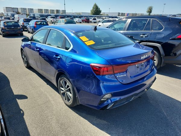 2024 Kia FORTE EX