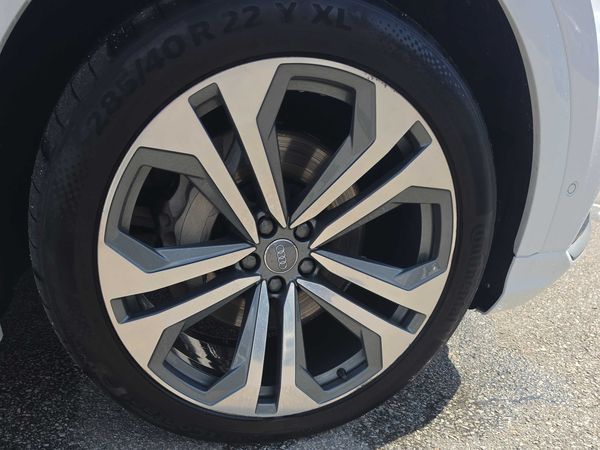 2019 Audi Q8 Technik S Line quattro Prestige