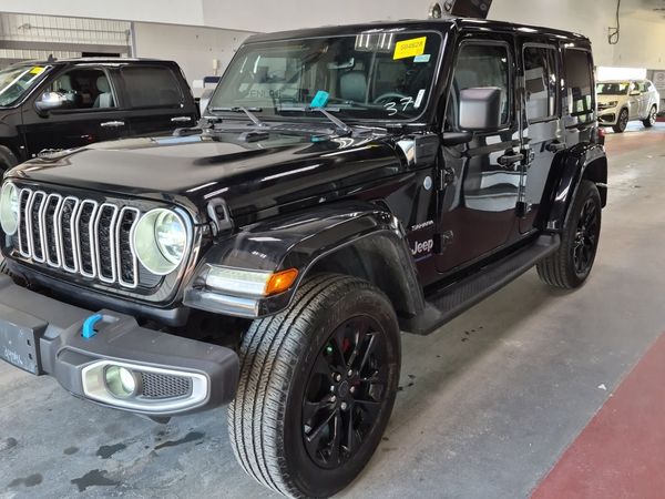 2024 Jeep Wrangler 4xe SAHARA