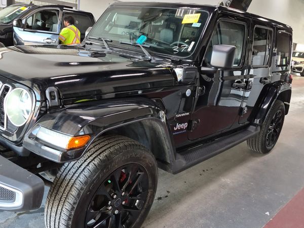 2024 Jeep Wrangler 4xe SAHARA