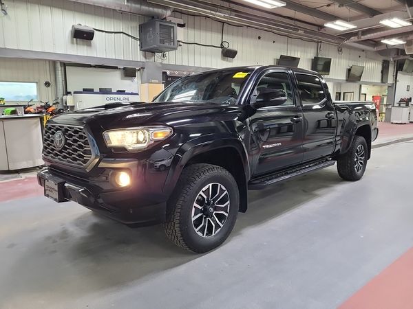 2020 Toyota Tacoma CREW CAB LONG BED