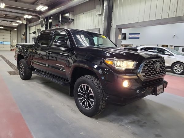 2020 Toyota Tacoma CREW CAB LONG BED SR5