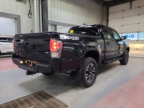 2020 Toyota Tacoma CREW CAB LONG BED SR5