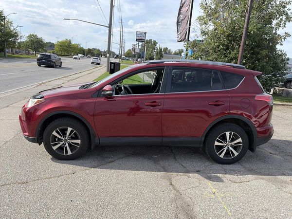 2018 Toyota RAV4 LE