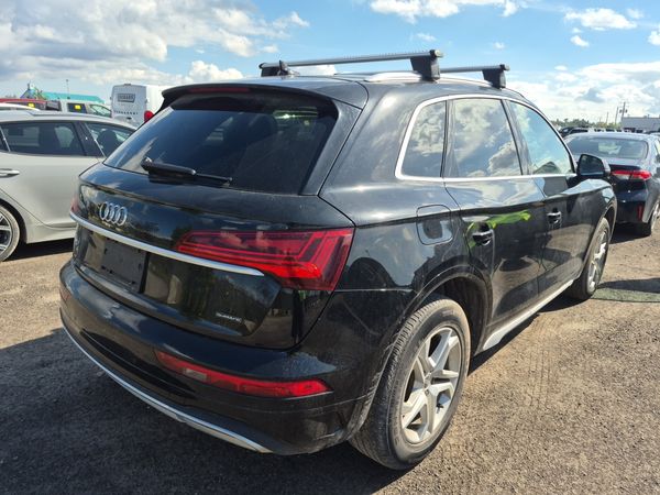 2023 Audi Q5 KOMFORT quattro Premium