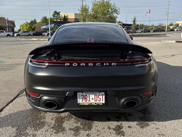 2020 Porsche 911 Carrera S Coupe Carrera S / Carrera 4S