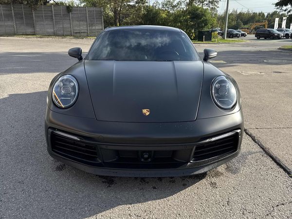 2020 Porsche 911 Carrera S Coupe Carrera S / Carrera 4S