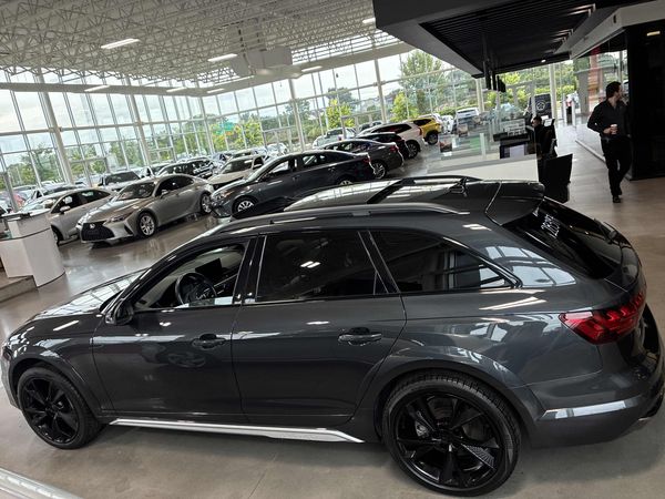2023 Audi A4 allroad Progressiv quattro Premium Plus
