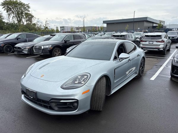 2023 Porsche Panamera 4 AWD