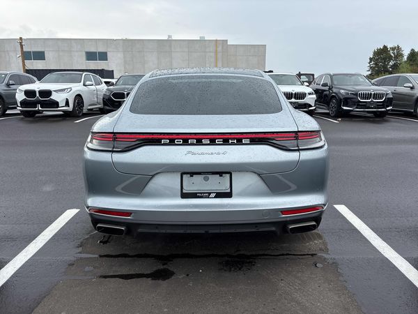 2023 Porsche Panamera 4 AWD