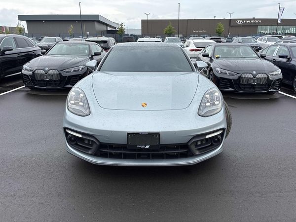 2023 Porsche Panamera 4 AWD
