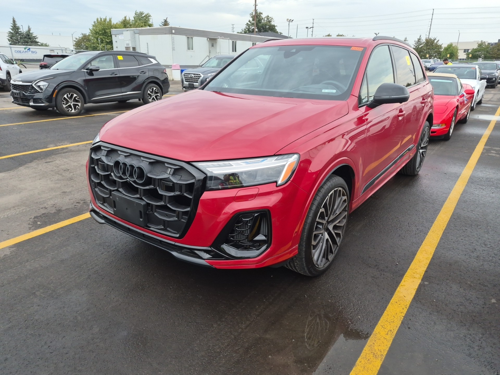 2026 Audi SQ7 quattro Premium Plus