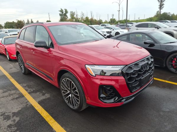 2026 Audi SQ7 quattro Premium Plus