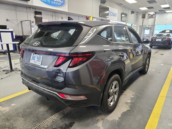 2022 Hyundai Tucson Awd Essential SEL