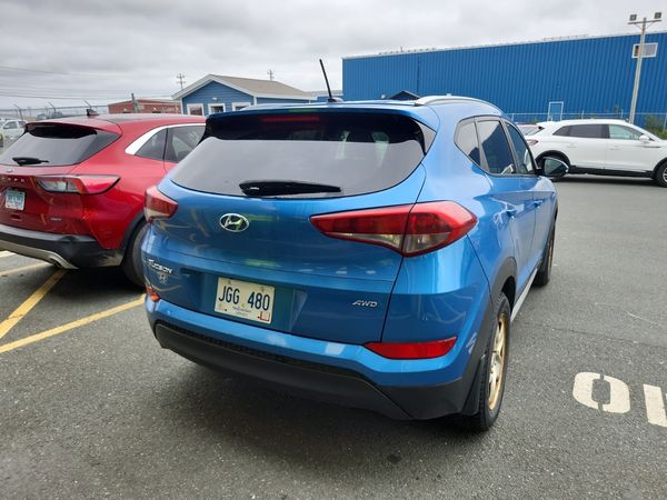 2017 Hyundai Tucson Awd 4dr 2.0l Premium