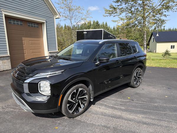 2023 Mitsubishi Outlander